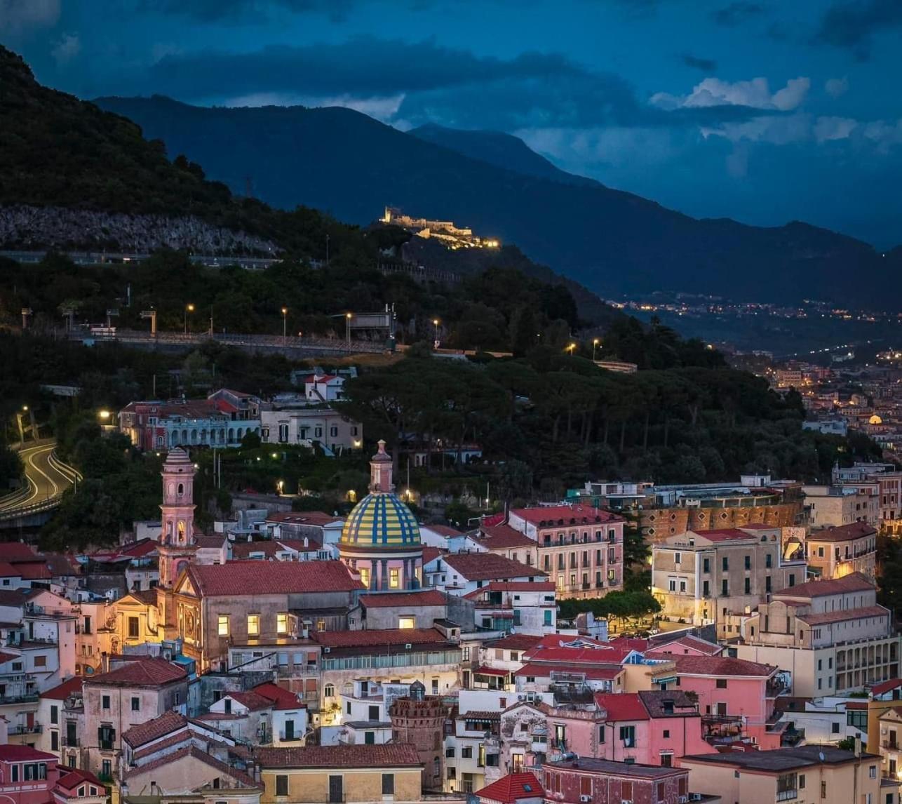 Vietri In Centro - Costa D'Amalfi Apartment Екстериор снимка
